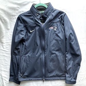 Nike Women's Jacket, Size M, Navy with New England Patriots Logo & stowaway hood